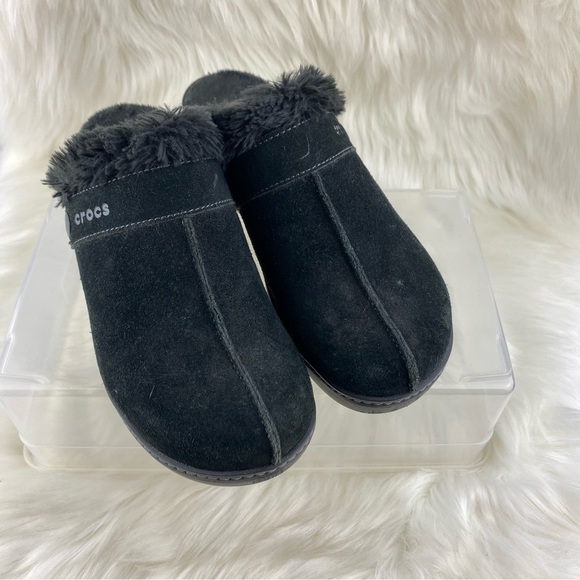CROCS MULES  BLACK SUEDE FAUX LINED CLOGS SHOES - Picture 1 of 8